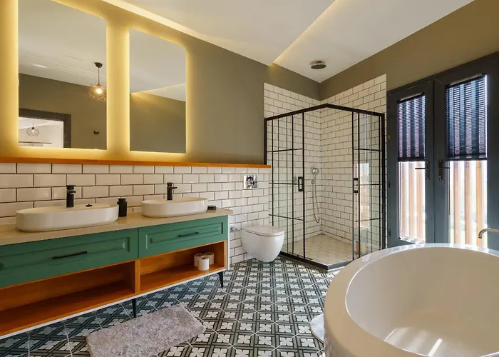 Luxury Nature Near Ephesus With Heated Pool * Кушадасы