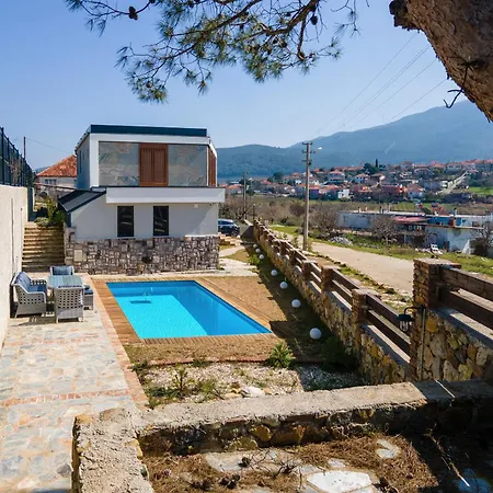 Luxury Nature Near Ephesus With Heated Pool