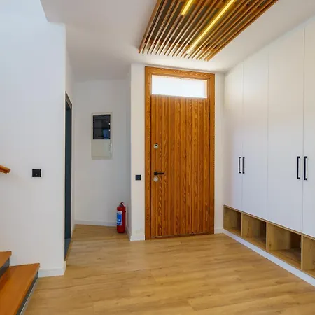 Vila Luxury Nature Near Ephesus With Heated Pool