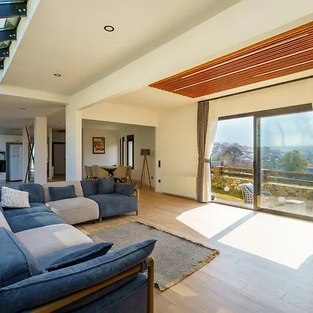 Luxury Nature Near Ephesus With Heated Pool Kusadası