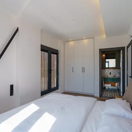 Luxury Nature Near Ephesus With Heated Pool * Kusadası