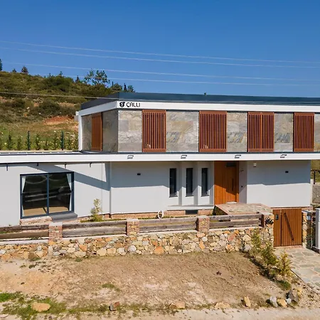 Luxury Nature Near Ephesus With Heated Pool Kuşadası