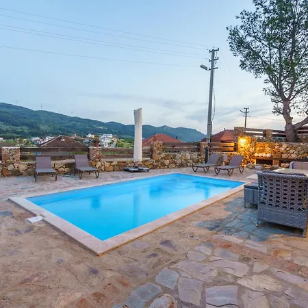 Luxury Nature Near Ephesus With Heated Pool Vila