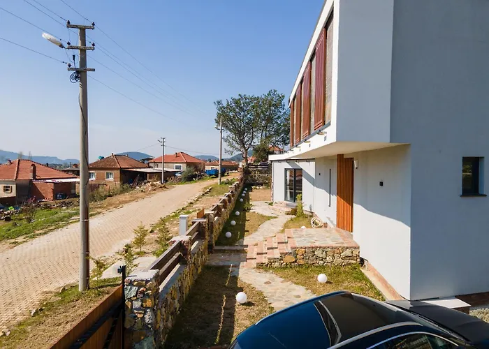 Luxury Nature Near Ephesus With Heated Pool Villa Kuşadası