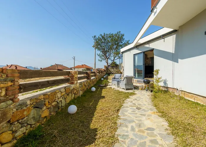 Luxury Nature Near Ephesus With Heated Pool Kuşadası