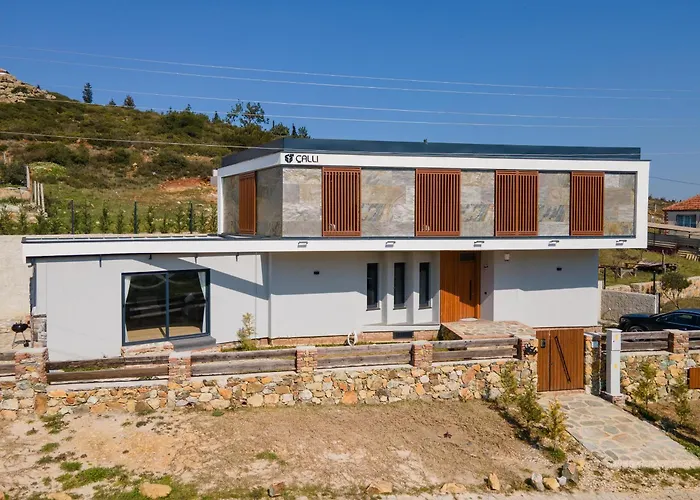 Luxury Nature Near Ephesus With Heated Pool Kuşadası
